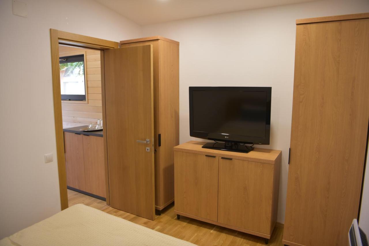 Cetatuia Hotel Magura  Ngoại thất bức ảnh